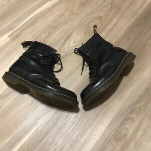 Dr. Martens Air Wair Ladies Black Leather Combat Boots Size 8